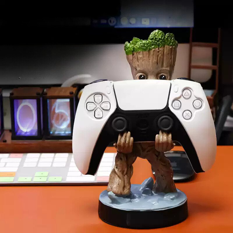 Load image into Gallery viewer, Creative Anime Figure as a Versatile Game Controller Stand for PS5, Switch, and Other Consoles
