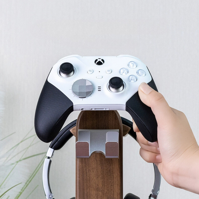 Load image into Gallery viewer, Wooden Headphone Stand, Switch Game Controller, Xbox Solid Wood Storage Rack
