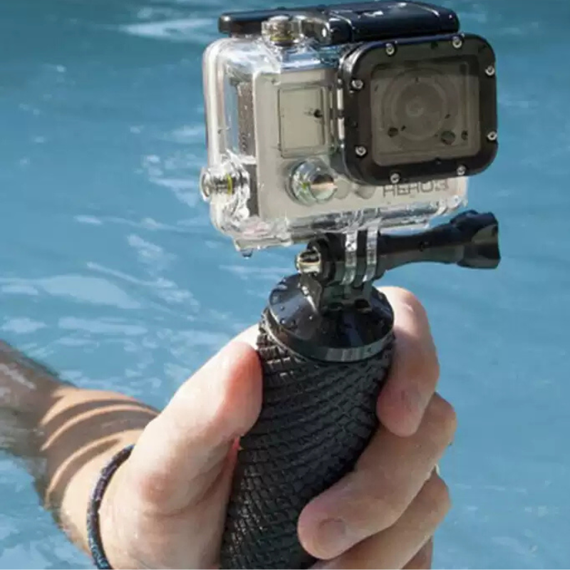 Cargue la imagen en el visor de la galería, GoPro Floating Handle - Compatible with DJI Action 5 &amp; Underwater Sports Cameras
