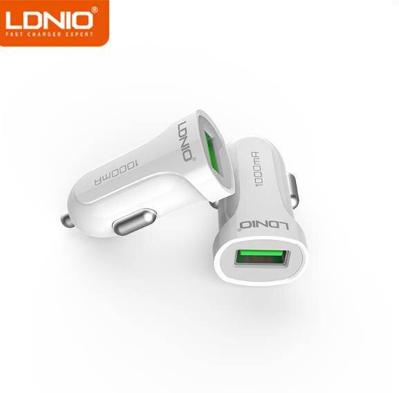 Cargue la imagen en el visor de la galería, [Clearrance] LDNIO Car USB Charger With Charging Cable - Polar Tech Australia
